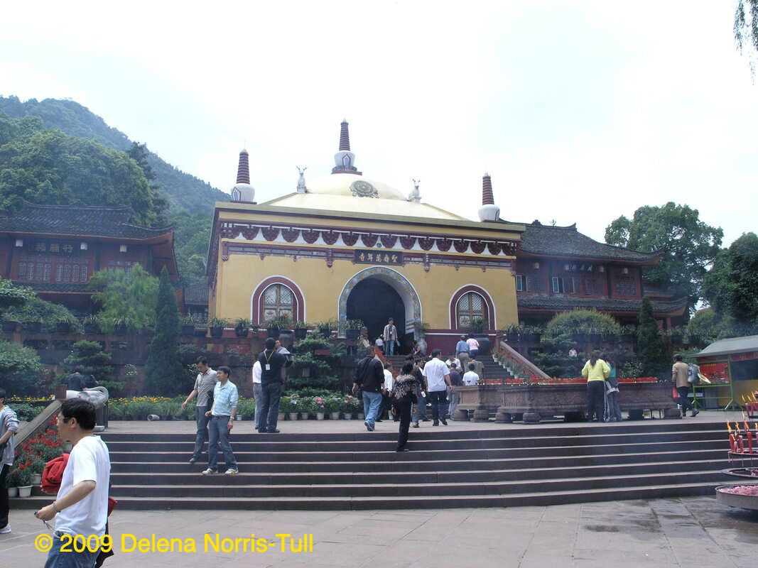 Picture of Zen Buddhist Temple south of Chengdu